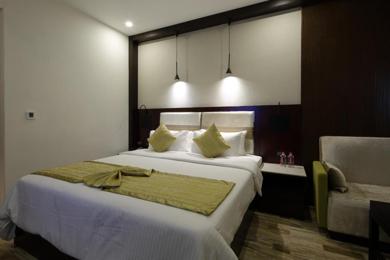 Regenta Inn Ranip Ahmadábád Exteriér fotografie