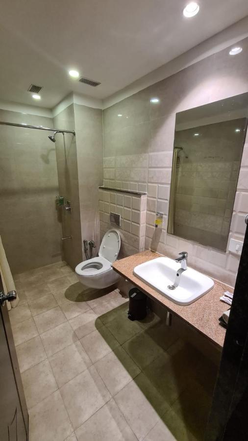Regenta Inn Ranip Ahmadábád Exteriér fotografie