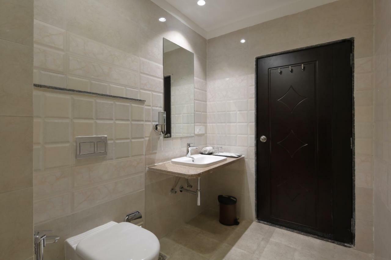 Regenta Inn Ranip Ahmadábád Exteriér fotografie